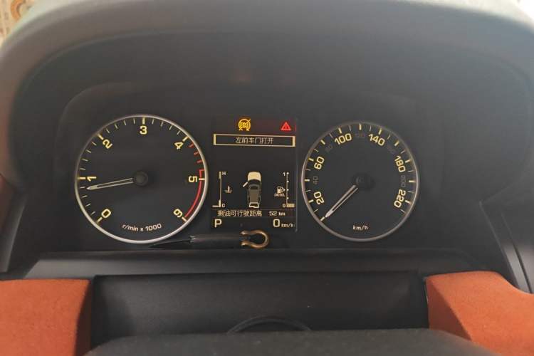 Used Land Rover Discovery 2014 3.0 SDV6 HSE Diesel Edition Instrument Cluster