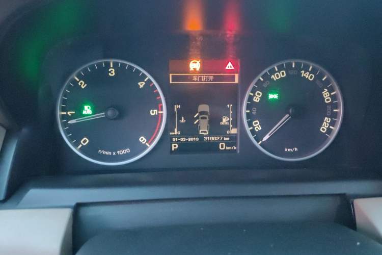 Used Land Rover Discovery 2014 3.0 SDV6 HSE Diesel Edition Instrument Cluster