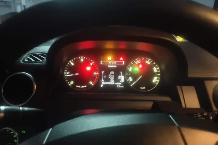 Used Land Rover Discovery 2014 3.0 SDV6 HSE Diesel Edition Instrument Cluster