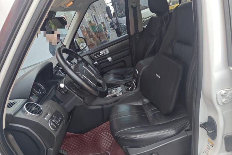 Used Land Rover Discovery 2014 3.0 SDV6 HSE Diesel Edition Left Front Seat