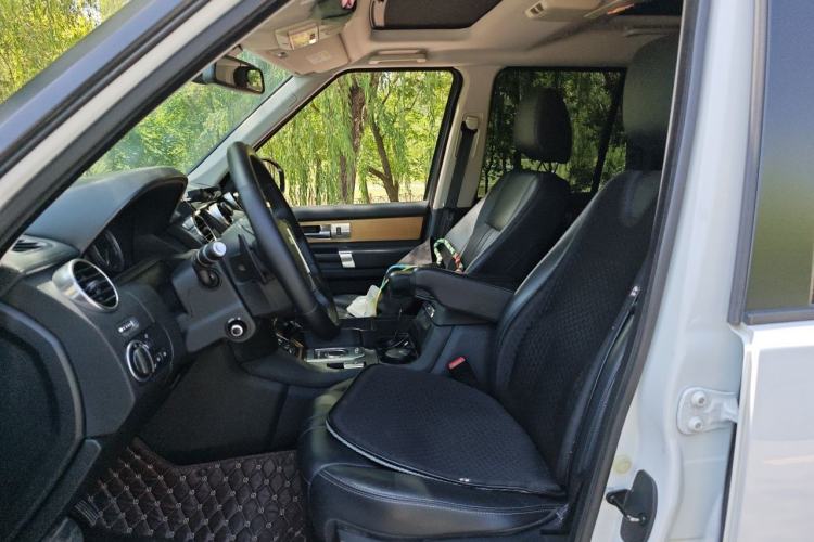 Used Land Rover Discovery 2014 3.0 SDV6 HSE Diesel Edition Left Front Seat