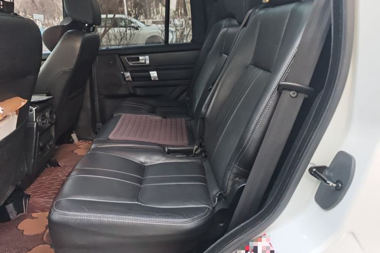 Used Land Rover Discovery 2014 3.0 SDV6 HSE Diesel Edition Left Rear Seat