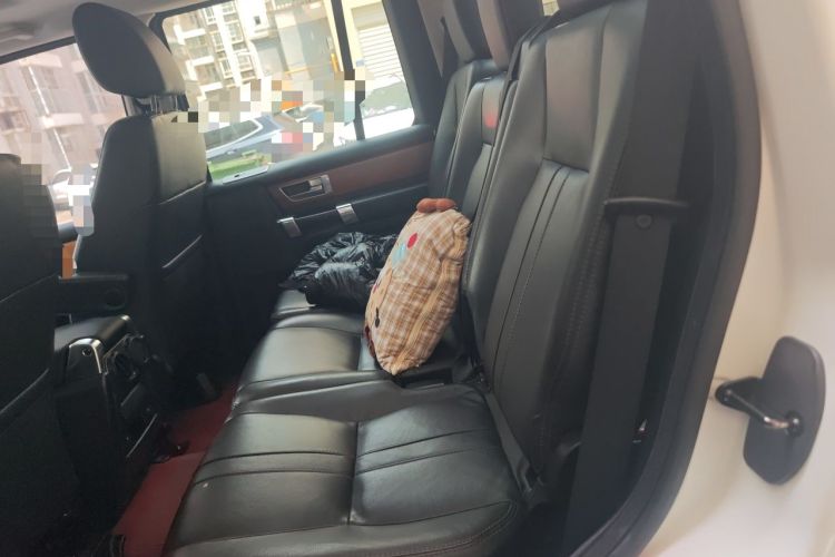 Used Land Rover Discovery 2014 3.0 SDV6 HSE Diesel Edition Left Rear Seat