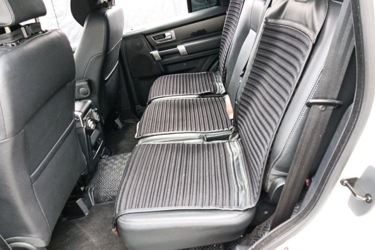 Used Land Rover Discovery 2014 3.0 SDV6 HSE Diesel Edition Left Rear Seat