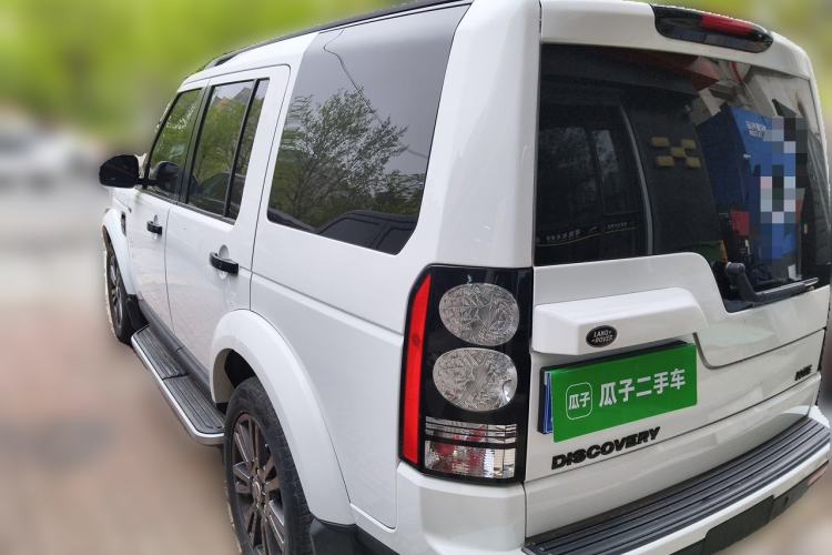 Used Land Rover Discovery 2014 3.0 SC V6 HSE Luxury Rear Left 45 Deg