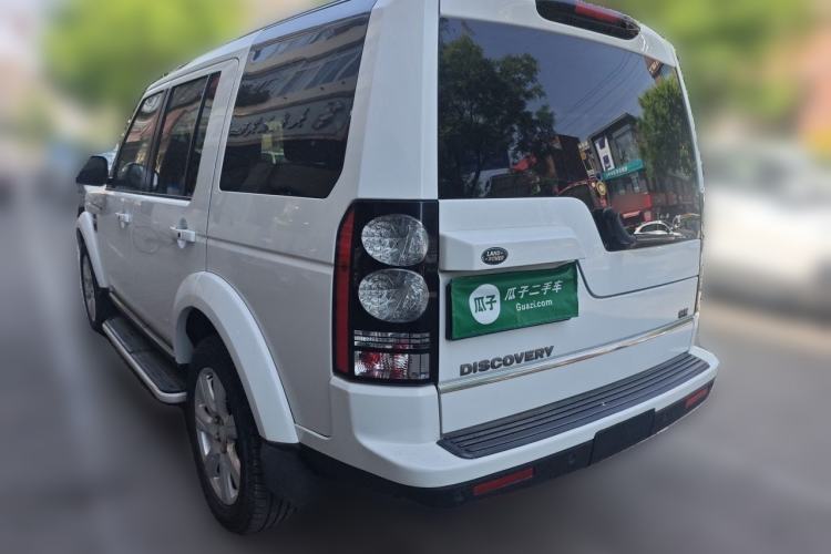 Used Land Rover Discovery 2014 3.0 SC V6 HSE Luxury Rear Left 45 Deg