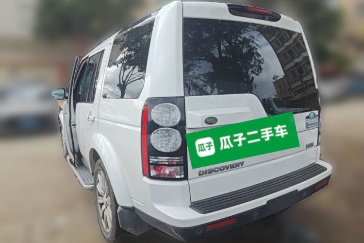 Used Land Rover Discovery 2014 3.0 SDV6 HSE Diesel Edition Rear Left 45 Deg