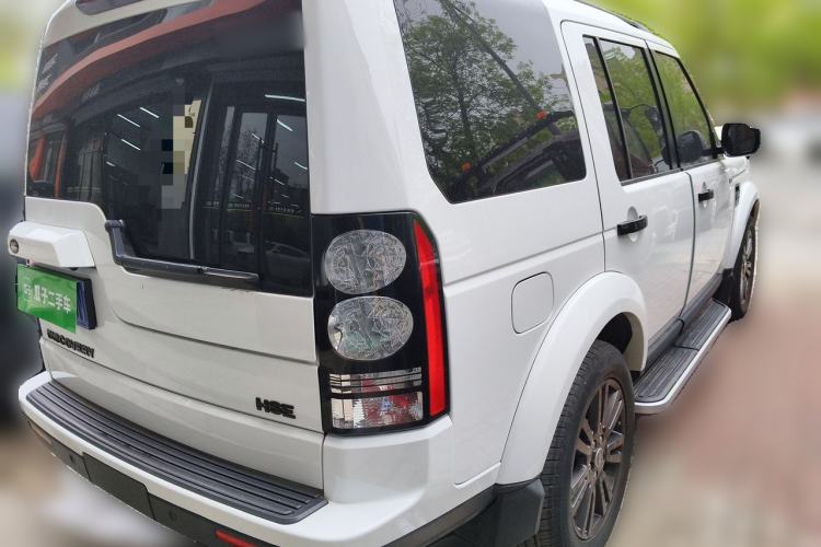 Used Land Rover Discovery 2014 3.0 SC V6 HSE Luxury Rear Right 45 Deg
