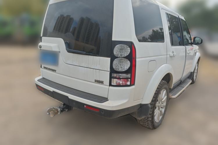 Used Land Rover Discovery 2014 3.0 SDV6 HSE Diesel Edition Rear Right 45 Deg