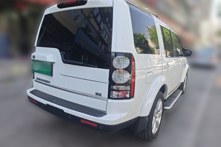 Used Land Rover Discovery 2014 3.0 SC V6 HSE Luxury Rear Right 45 Deg