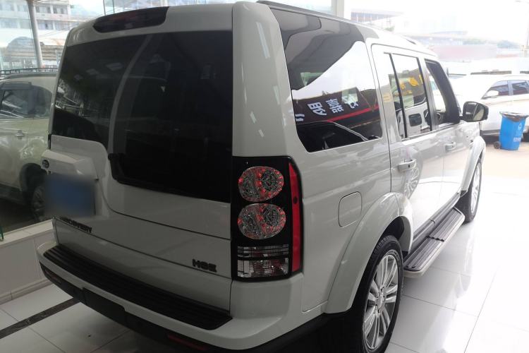 Used Land Rover Discovery 2014 3.0 SDV6 HSE Diesel Edition Rear Right 45 Deg