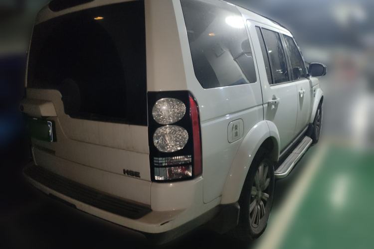 Used Land Rover Discovery 2014 3.0 SDV6 HSE Diesel Edition Rear Right 45 Deg