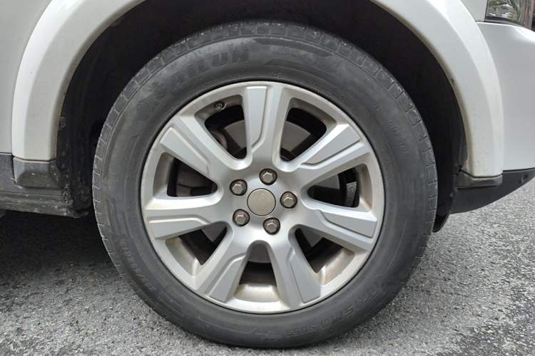Used Land Rover Discovery 2014 3.0 SC V6 SE Right Front Wheel Hub