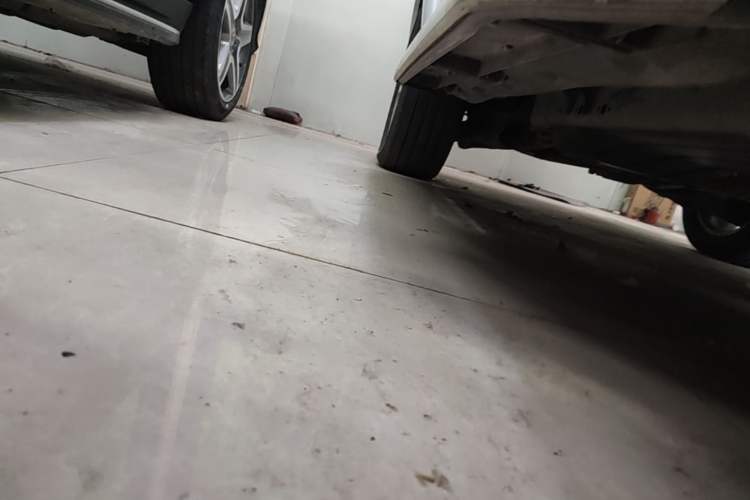 Used Land Rover Discovery 2014 3.0 SC V6 HSE Right Side Sill