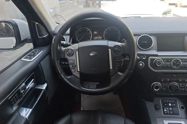Used Land Rover Discovery 2014 3.0 SC V6 HSE Luxury Steering Wheel