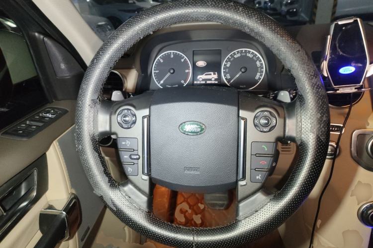 Used Land Rover Discovery 2014 3.0 SDV6 HSE Diesel Edition Steering Wheel
