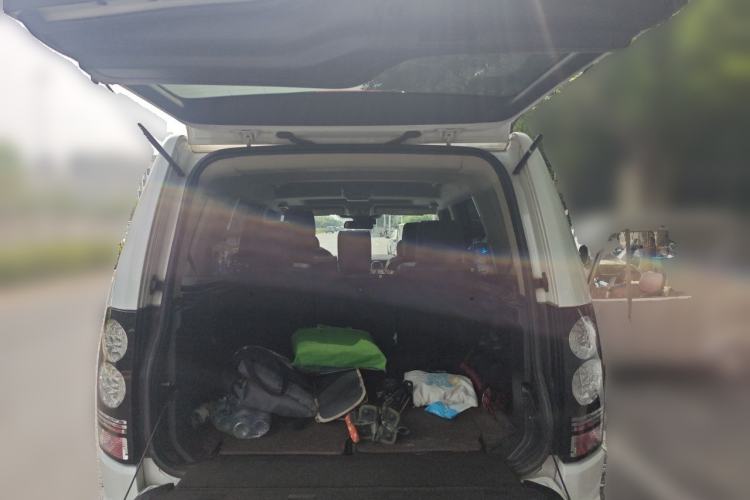 Used Land Rover Discovery 2014 3.0 SC V6 SE Trunk