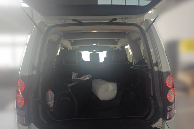 Used Land Rover Discovery 2014 3.0 SC V6 HSE Luxury Trunk