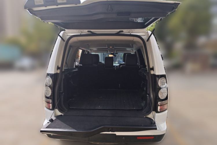 Used Land Rover Discovery 2014 3.0 SC V6 HSE Luxury Trunk
