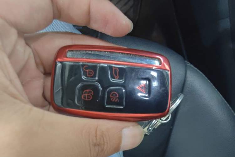 Used Land Rover Discovery 2014 3.0 SC V6 HSE Luxury Vehicle Key