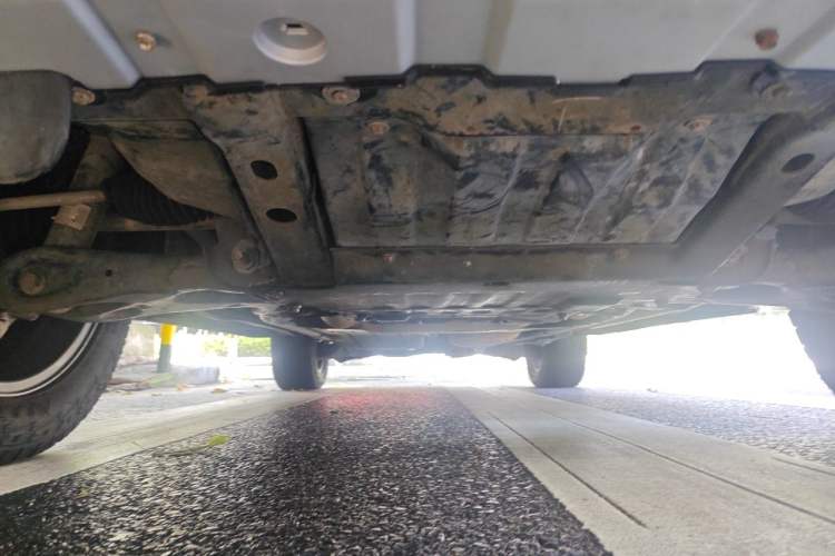 Used Land Rover Discovery 2015 3.0 SC V6 HSE Chassis Front