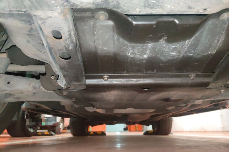 Used Land Rover Discovery 2015 3.0 SC V6 HSE Luxury Chassis Front