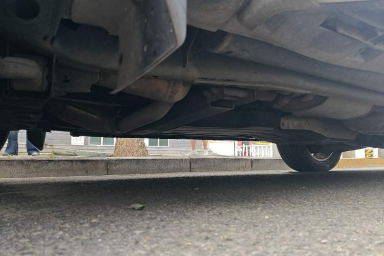 Used Land Rover Discovery 2015 3.0 SC V6 SE Chassis Front Left