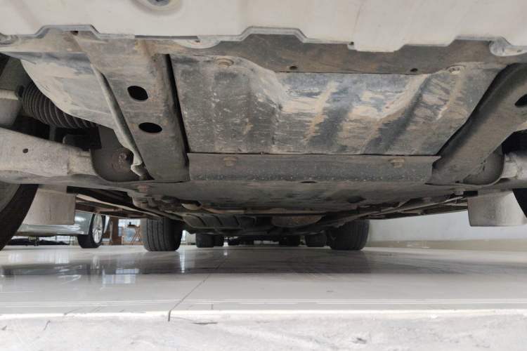 Used Land Rover Discovery 2015 3.0 SC V6 HSE Luxury Chassis Front