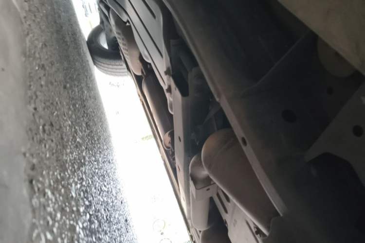 Used Land Rover Discovery 2015 3.0 SC V6 SE Chassis Front Right