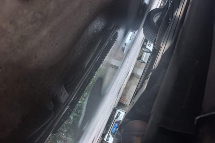 Used Land Rover Discovery 2015 3.0 SC V6 HSE Chassis Front Right