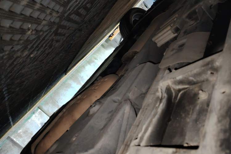 Used Land Rover Discovery  Chassis Rear Left