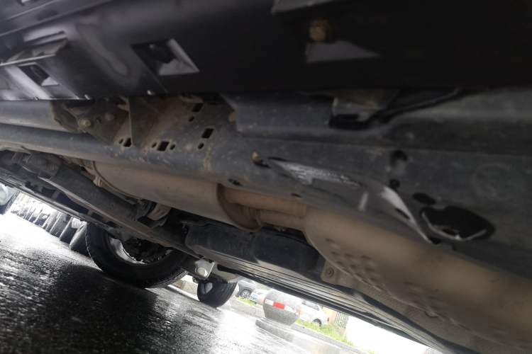 Used Land Rover Discovery 2015 3.0 SC V6 SE Chassis Rear Left