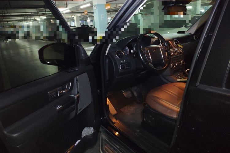 Used Land Rover Discovery 2015 3.0 SC V6 HSE Luxury Driver Seat