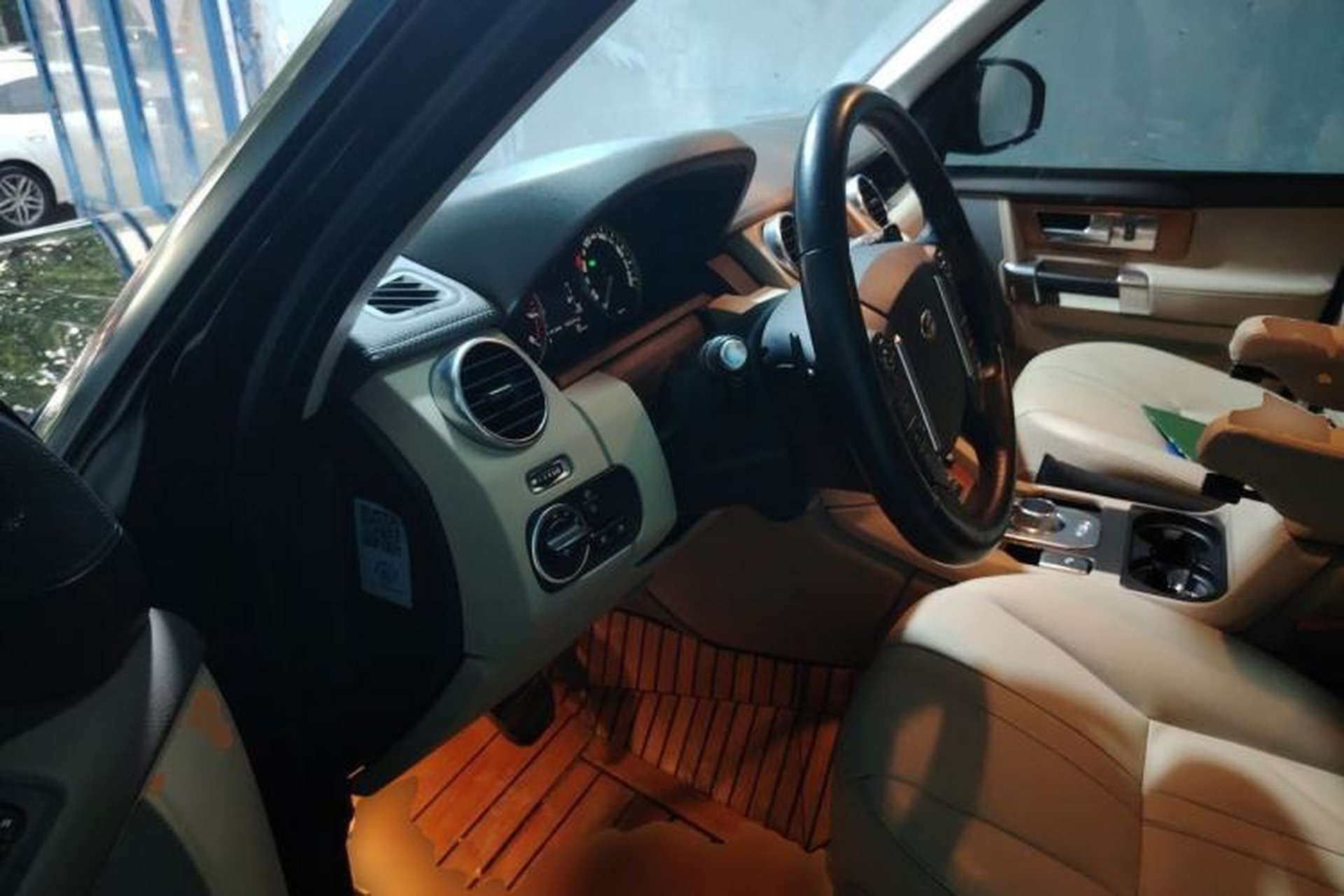 Used Land Rover Discovery  Driver Seat