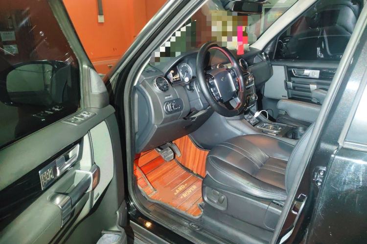 Used Land Rover Discovery 2015 3.0 SC V6 HSE Luxury Driver Seat