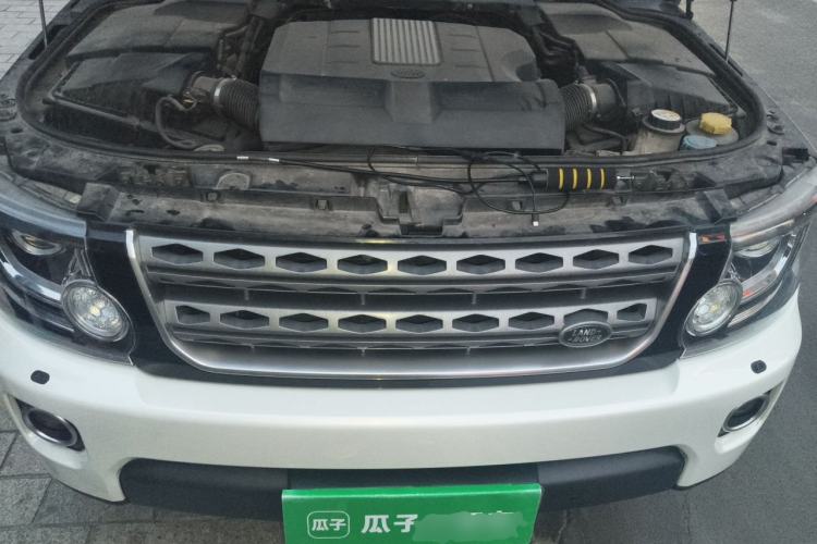 Used Land Rover Discovery 2015 3.0 SC V6 HSE Luxury Engine Bay