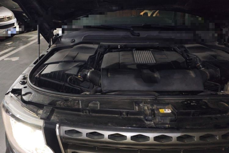 Used Land Rover Discovery 2015 3.0 SC V6 HSE Luxury Engine Bay Right
