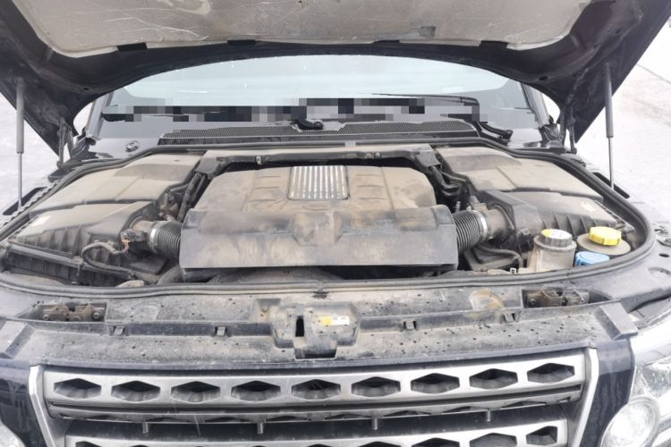 Used Land Rover Discovery 2015 3.0 SC V6 SE Engine Bay