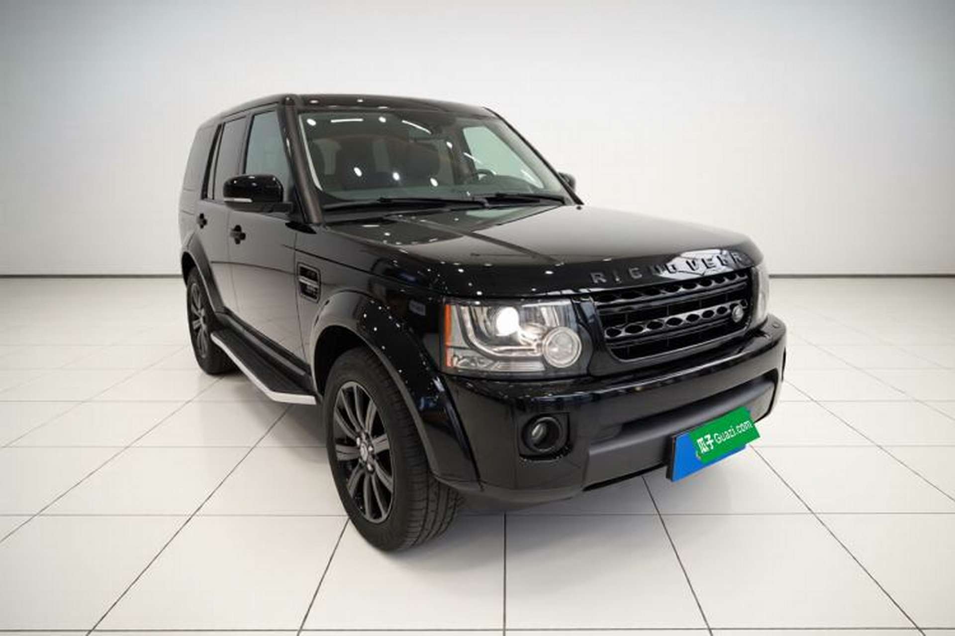 Used Land Rover Discovery 2015 3.0 SDV6 HSE Diesel Version Exterior 1
