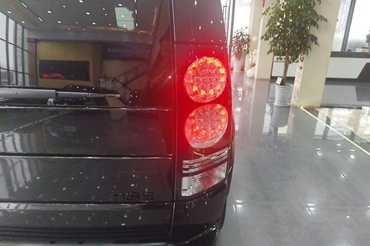 Used Land Rover Discovery 2015 3.0 SDV6 HSE Diesel Version Exterior 3