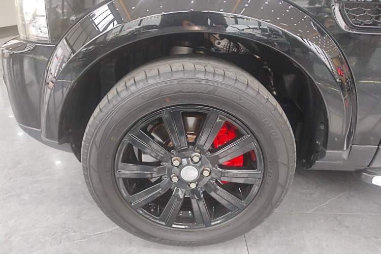 Used Land Rover Discovery 2015 3.0 SDV6 HSE Diesel Version Exterior 4