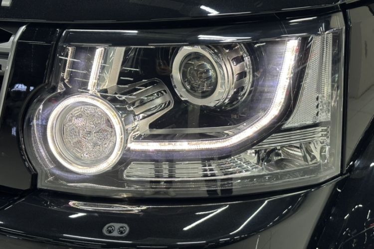 Used Land Rover Discovery 2015 3.0 SC V6 SE Exterior 5