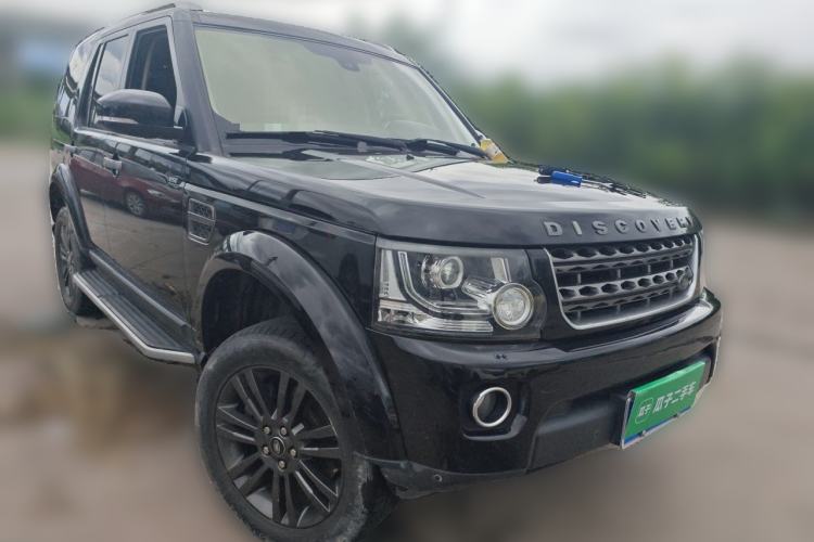 Used Land Rover Discovery 2015 3.0 SC V6 SE Front Right 45 Deg