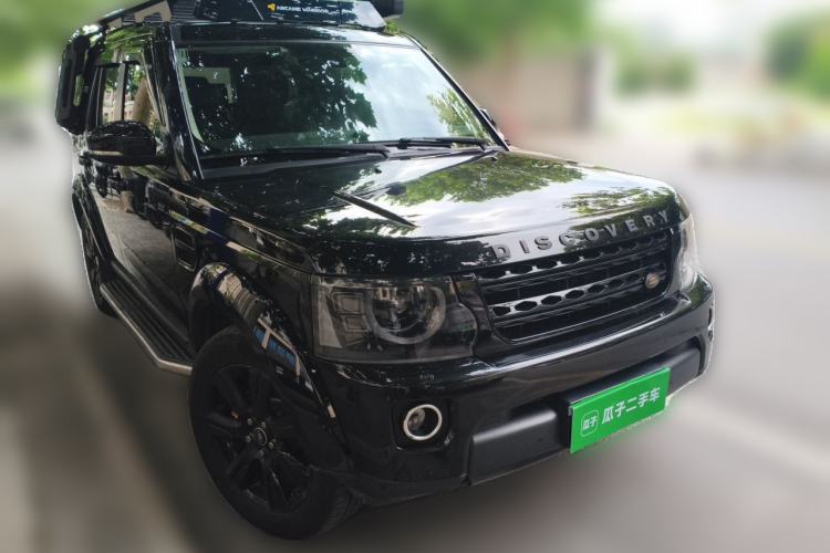 Used Land Rover Discovery 2015 3.0 SC V6 SE Front Right 45 Deg