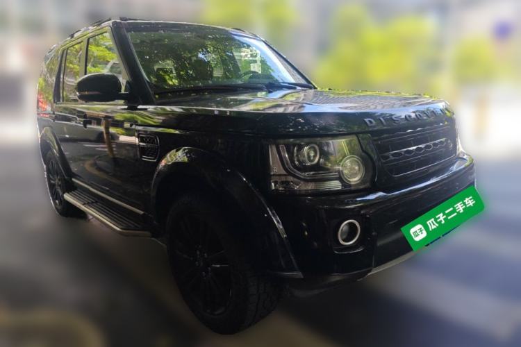 Used Land Rover Discovery 2015 3.0 SC V6 HSE Front Right 45 Deg