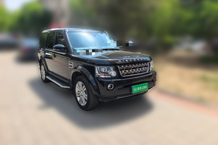 Used Land Rover Discovery 2015 3.0 SC V6 HSE Front Right 45 Deg