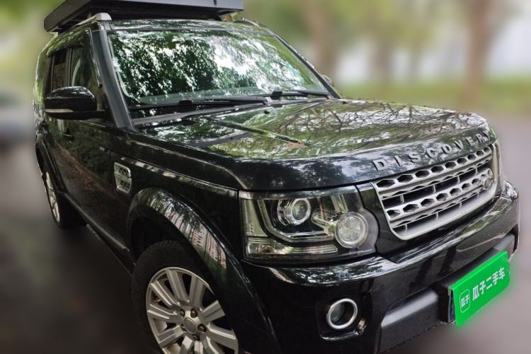 Used Land Rover Discovery 2015 3.0 SDV6 HSE Diesel Version Front Right 45 Deg