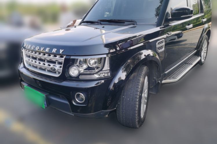 Used Land Rover Discovery 2015 3.0 SC V6 HSE Front Right 45 Deg