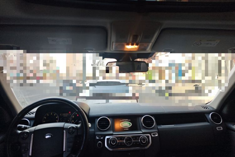 Used Land Rover Discovery 2015 3.0 SC V6 HSE Headliner