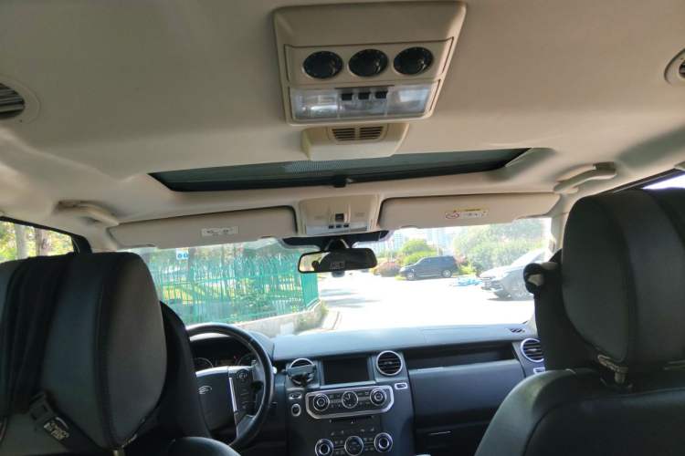 Used Land Rover Discovery 2015 3.0 SC V6 HSE Headliner